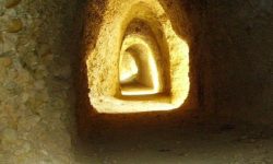 RIAPRONO LE GROTTE DI ATRI, DAL 25 ALLA SCOPERTA DELLA CITTÀ SOTTERRANEA