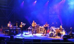 PESCARA JAZZ, CINQUANT’ANNI E NON SENTIRLI: LA GRANDE TRADIZIONE SI RINNOVA