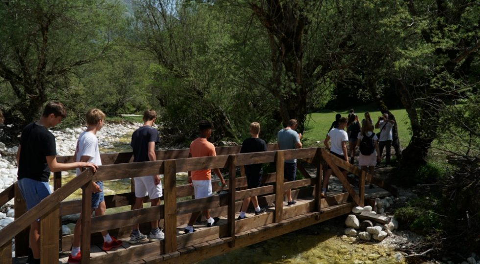 CAMPIONI DI TENNIS DA TUTTO IL MONDO STREGATI DALL’ABRUZZO