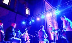 MAGIA A CAPORCIANO COI DOMO EMIGRANTES PER “MERAVIGLIE A PORTATA DI MANO”