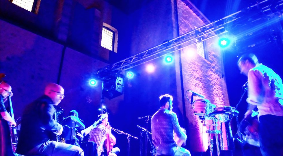 MAGIA A CAPORCIANO COI DOMO EMIGRANTES PER “MERAVIGLIE A PORTATA DI MANO”