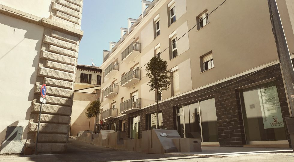 RIQUALIFICAZIONE URBANA, ALL’AQUILA RIDISEGNATO LO SPAZIO TRA VIA VERDI E VIA POGGIO PICENZE