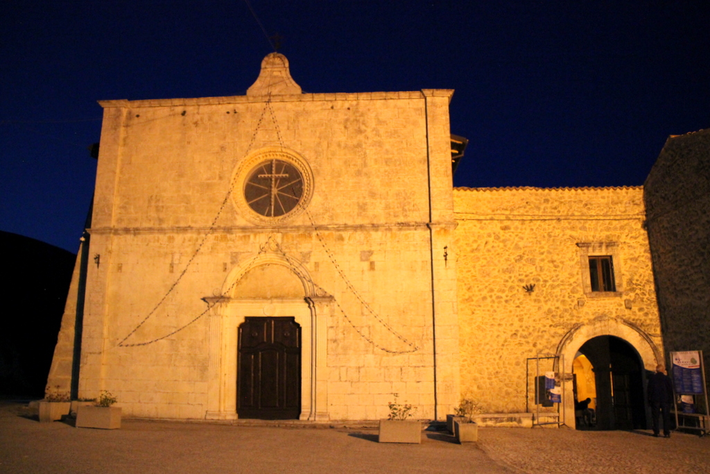 Festa delle Narrazioni Popolari: tre giorni di reading, workshop, street art e comunità in uno dei borghi più belli d’Abruzzo