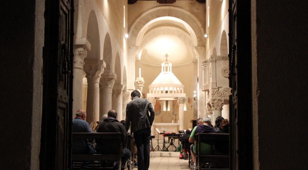 NELLA SUGGESTIVA SANTA MARIA ASSUNTA A BOMINACO DUE CONCERTI DELLE “MERAVIGLIE”