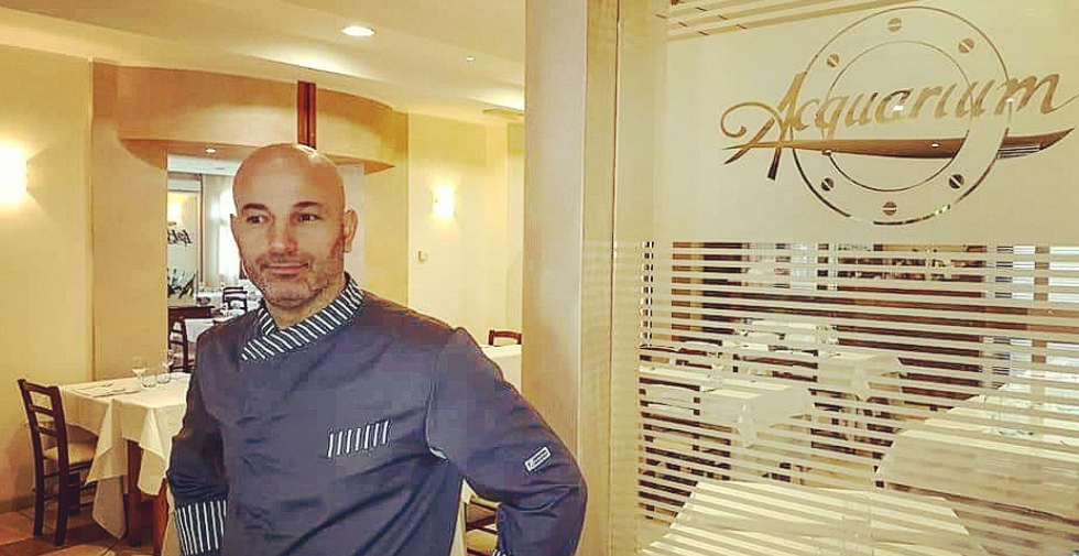 CUCINA DI MARE IN MONTAGNA, L’ACQUARIUM RINNOVA IL MENÙ PER L’ESTATE E ARRIVA LA PAELLA