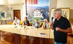 IL GUSTO DELLA VITA E L’AMORE PER LA CUCINA NEL LIBRO DI CARLO GIZZI PRESENTATO ALL’AQUILA