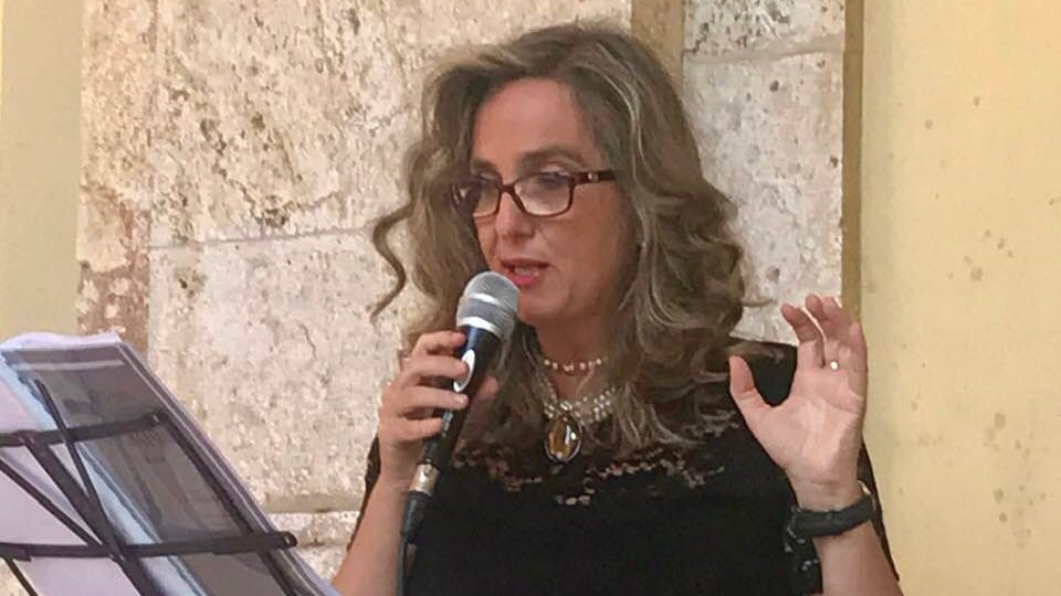 POESIA E MUSICA ALL’AQUILA PER LA PRESENTAZIONE DEL LIBRO DI CINZIA DELLA CIANA