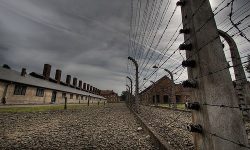 I CAMPI DI CONCENTRAMENTO ABRUZZESI, STORIA E PEDAGOGIA NEL LIBRO DI GIUSEPPE LORENTINI