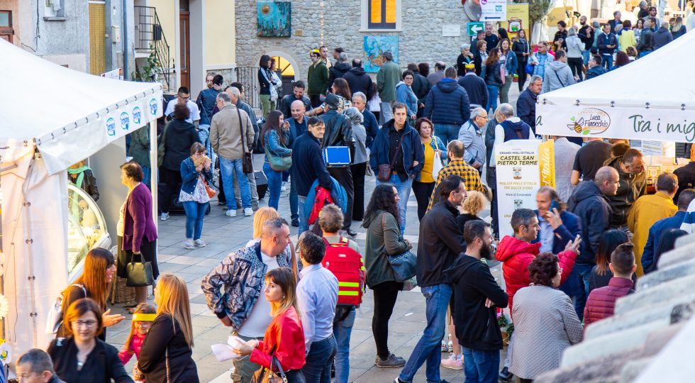 OLTRE 10 MILA PERSONE A TORNARECCIO PER LA RASSEGNA “REGINA DI MIELE”