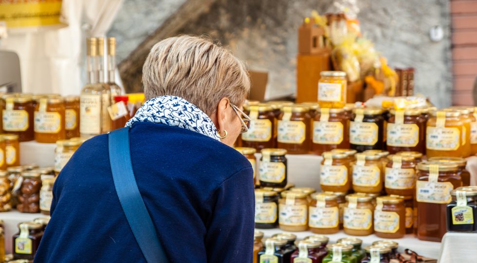 I migliori mieli abruzzesi premiati a Tornareccio con le “Tre gocce d’oro”