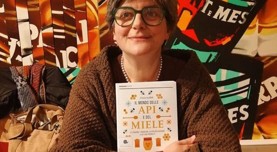 LIBRI, LABORATORI E RACCOLTA DELLE MELE NEL RICCO AUTUNNO DI SLOW FOOD L’AQUILA