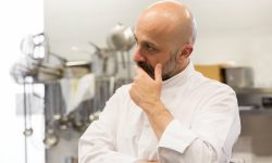 ANCHE NIKO ROMITO ARRIVA A DOMICILIO, A ROMA COMFORT FOOD CON DELIVEROO