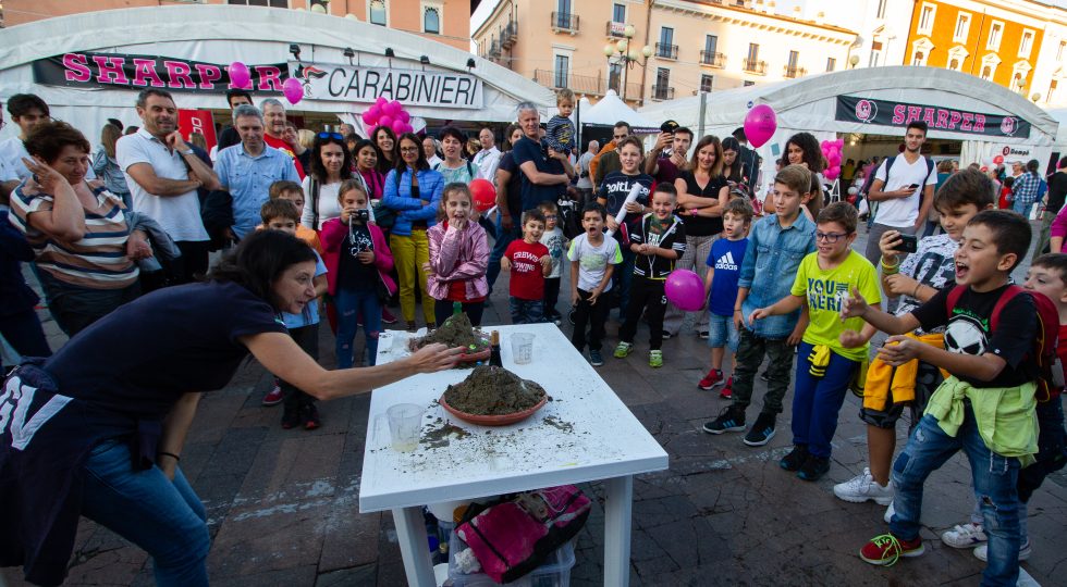 SHARPER NON SI FERMA, LA NOTTE EUROPEA DEI RICERCATORI SOLO RINVIATA A NOVEMBRE