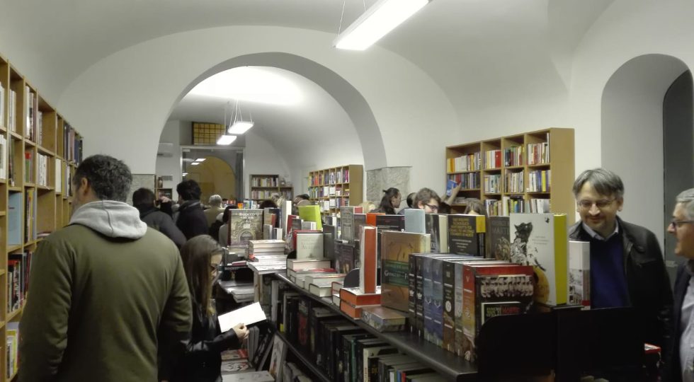 Performance di musica elettroacustica alla libreria Colacchi dell’Aquila