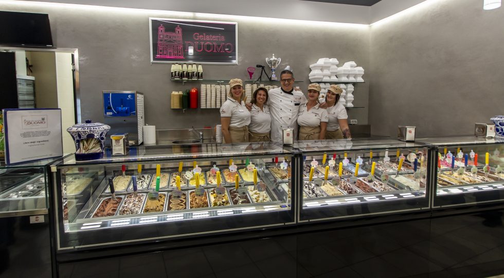 ALL’AQUILONE HA RIAPERTO LA GELATERIA DUOMO