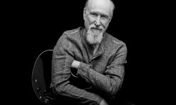L’AQUILA, LA STAR DELLA CHITARRA JOHN SCOFIELD A TEATRO PER UN OMAGGIO AI BEATLES