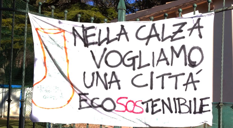 IL MESSAGGIO DI FRIDAYS FOR FUTURE ALLA FIERA DELL’EPIFANIA DELL’AQUILA