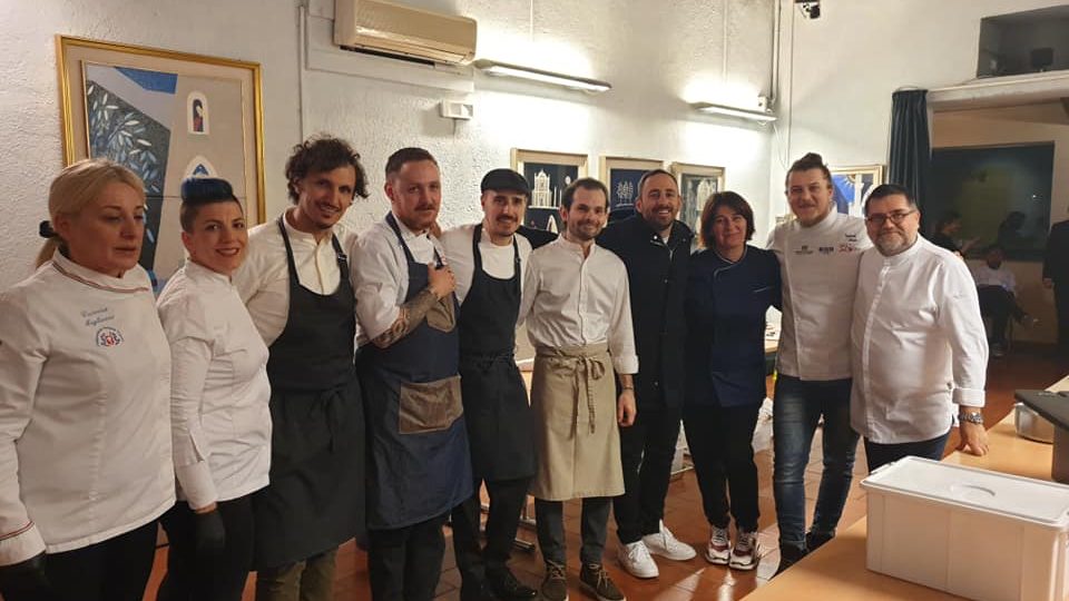 FUORI MEET, VIAGGIO NELLA TRANSUMANZA TRA I SAPORI DI OTTO CHEF