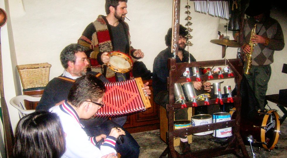 SANT’AGATA, A CASALE DI SCOPPITO SI RINNOVA LA TRADIZIONE TRA SACRO E PROFANO