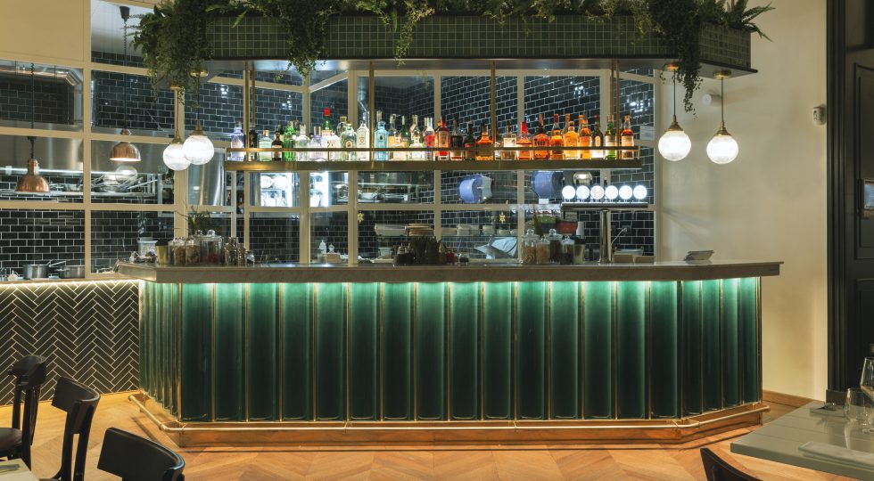 A ROMA ARRIVA “MAESTRO”, BISTROT E COCKTAIL BAR ACCANTO AL TEATRO DELL’OPERA