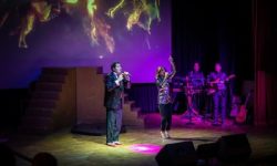 “STASERA CHE SERA!”, A PINETO L’AMORE SUL PALCO A SAN VALENTINO CON PERROTTA E OLLA