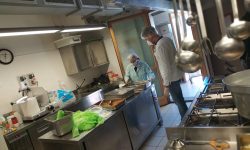 CORONAVIRUS, ALL’AQUILA I PRODOTTI DI BAR E RISTORANTI CHIUSI ALLA MENSA DI CELESTINO PER I BISOGNOSI