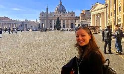 LA SINDROME DI WANDERLUST DI RAFFAELLA, GUIDA TURISTICA DA L’AQUILA AGLI AFFARI ESTERI