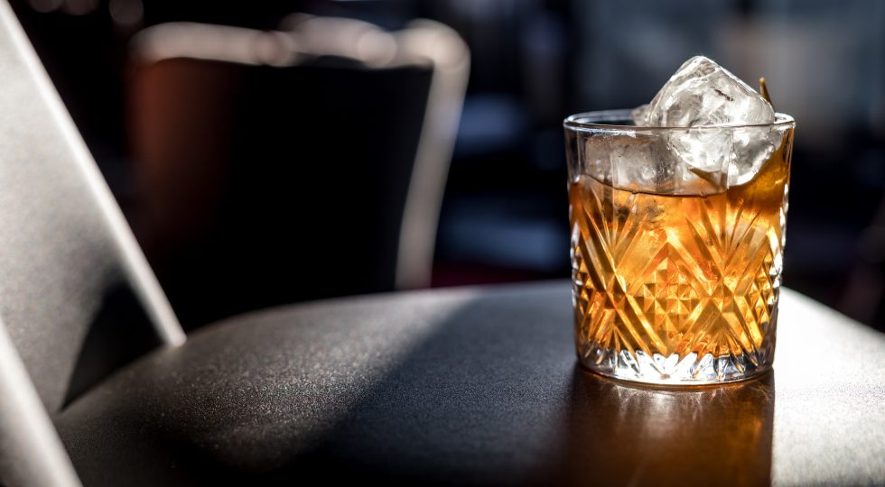APOCALISSE CORONAVIRUS SUI COCKTAIL BAR ITALIANI: PREVISTE PERDITE DEL 50% NEL 2020