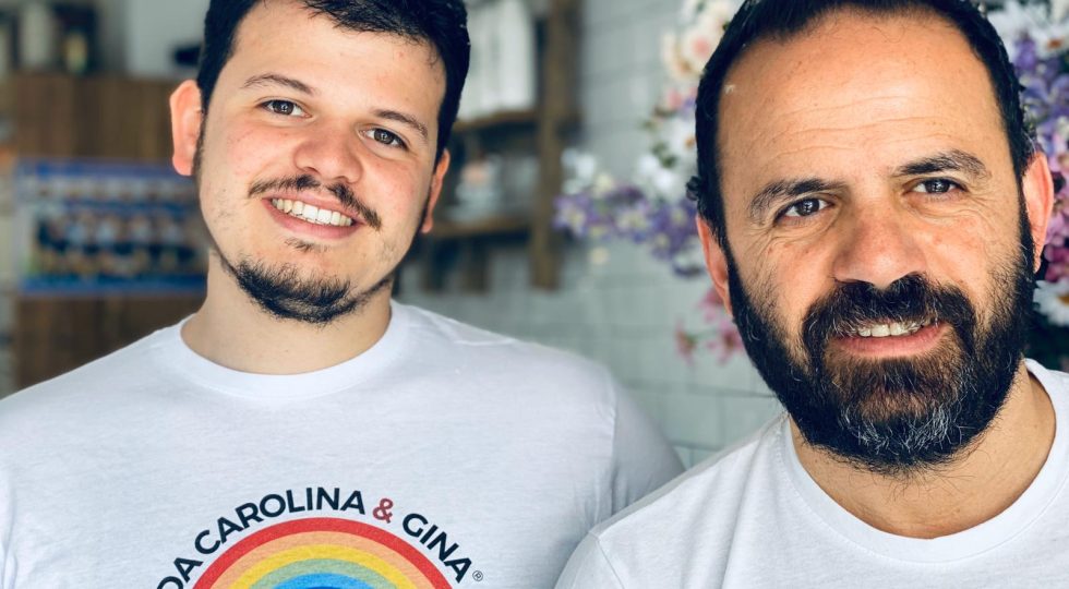 DA CAROLINA E GINA IL PRIMO GELATO PER CANI: SABATO LA PRESENTAZIONE IN PIAZZA DUOMO, OMAGGIO PER GLI AMICI A QUATTRO ZAMPE