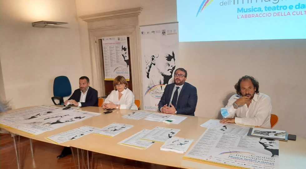 TORNANO “I CANTIERI DELL’IMMAGINARIO”, UN MESE DI SPETTACOLI ALL’AQUILA