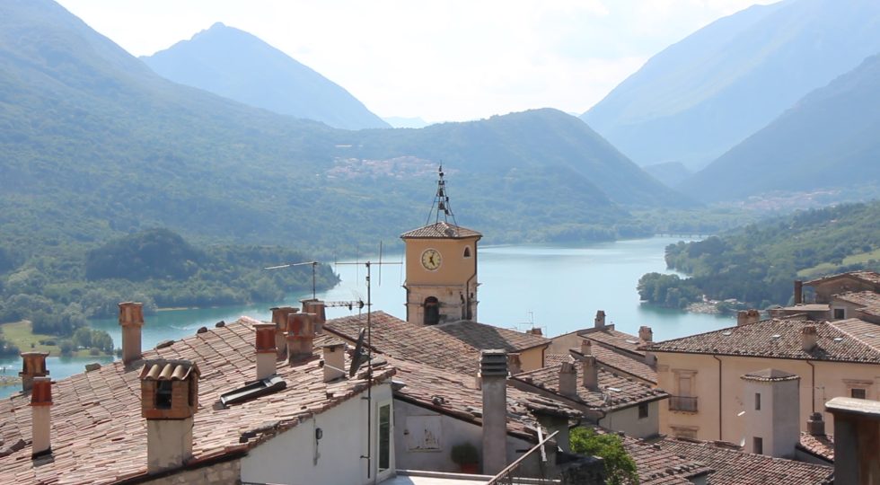 “TERRAE”, VINO E PANE A BARREA PER CELEBRARE L’ENOGASTRONOMIA COME CULTURA