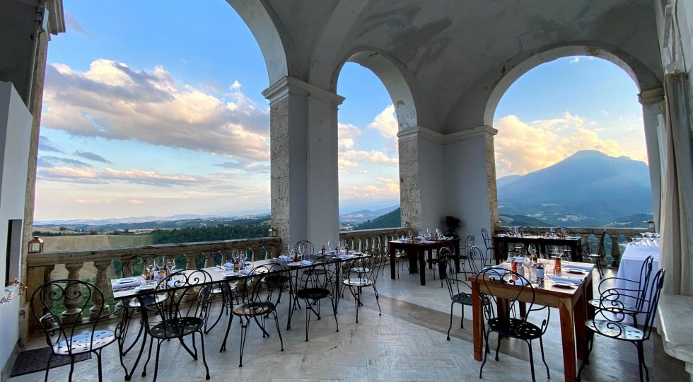 RISTORATORI, A CIVITELLA DEL TRONTO CENA A 6 MANI PER I NUOVI INGRESSI NELL’ASSOCIAZIONE ARIA