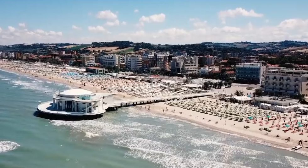 A SENIGALLIA UN’ESTATE DA FAVOLA TRA CHEF STELLATI E IL GELATO PIÙ BUONO D’ITALIA