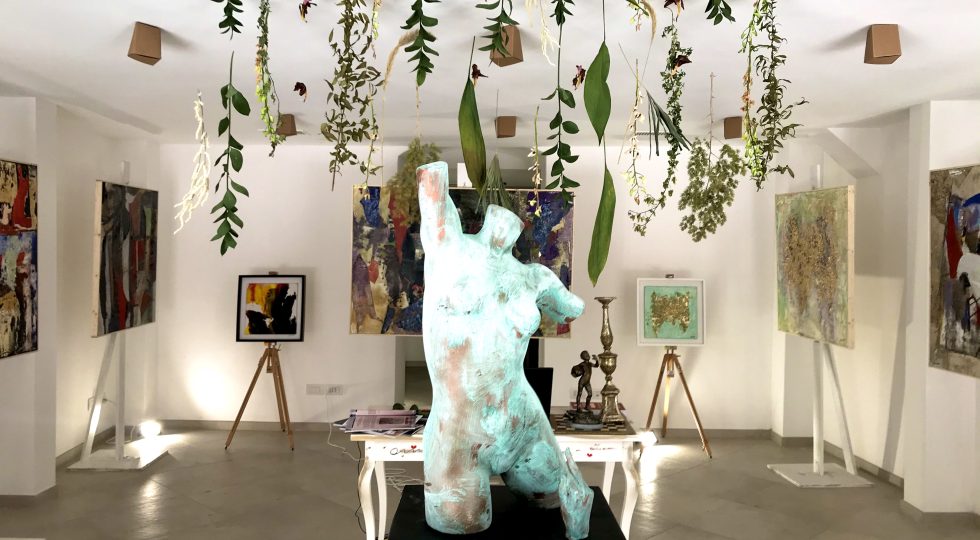 LA “MOSTRA DIFFUSA” DI CICCOZZI IN DUE LOCATION IN CENTRO STORICO DELL’AQUILA