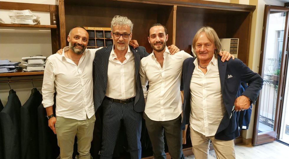 L’AQUILA: “AMBASCIATORI” APRE IN CENTRO, NEGOZIO DI TRE PIANI IN VIA PATINI