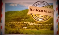 “IL PACCO DA GIÙ”, L’IDEA ANTI-COVID DEGLI IMPRENDITORI DI VILLA SANTA LUCIA PER PROMUOVERE I PRODOTTI TIPICI LOCALI