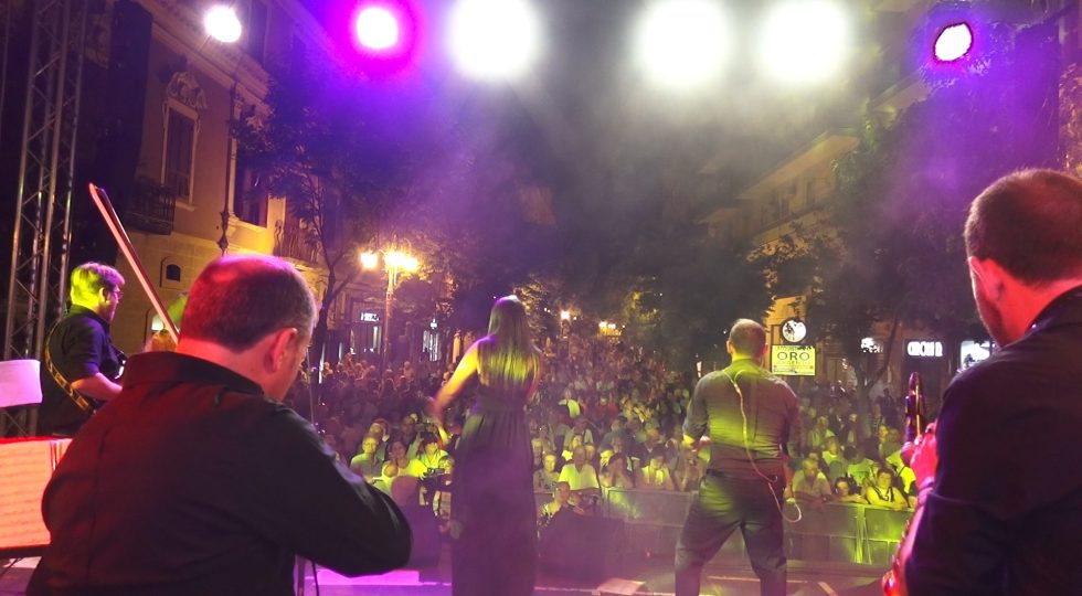 LA CANZONE NAPOLETANA A SAN SALVO CON MICKY SEPALONE, ANGELA PIAF E CANTA NAPOLI BAND