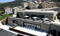 A BORGOTUFI L’INAUGURAZIONE DI “FANCIULLA” DI FRANCO SUMMA