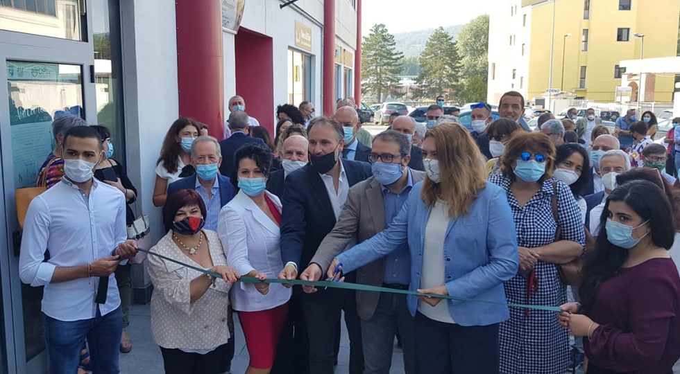 “L’ARTE DI AIUTARE”, ALL’AQUILA MOSTRA A SCOPO BENEFICO NELLA NUOVA SEDE DEGLI INFERMIERI