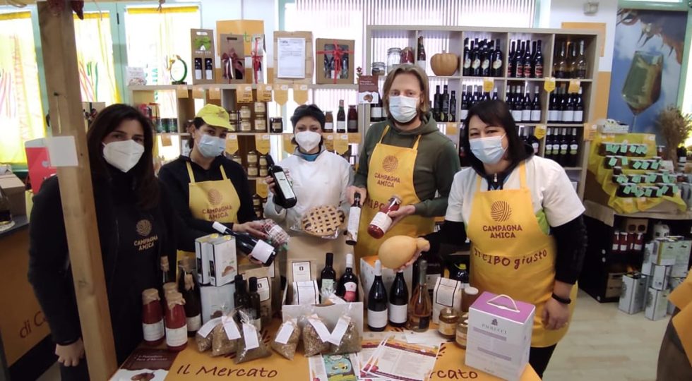 DA CAMPAGNA AMICA CIBO AI BISOGNOSI DI CHIETI, L’AQUILA, PESCARA E TERAMO