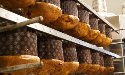 “PANETTONE SOSPESO”, A SANTE MARIE SULLA TRADIZIONE DEL CAFFÈ UN AIUTO AI BISOGNOSI