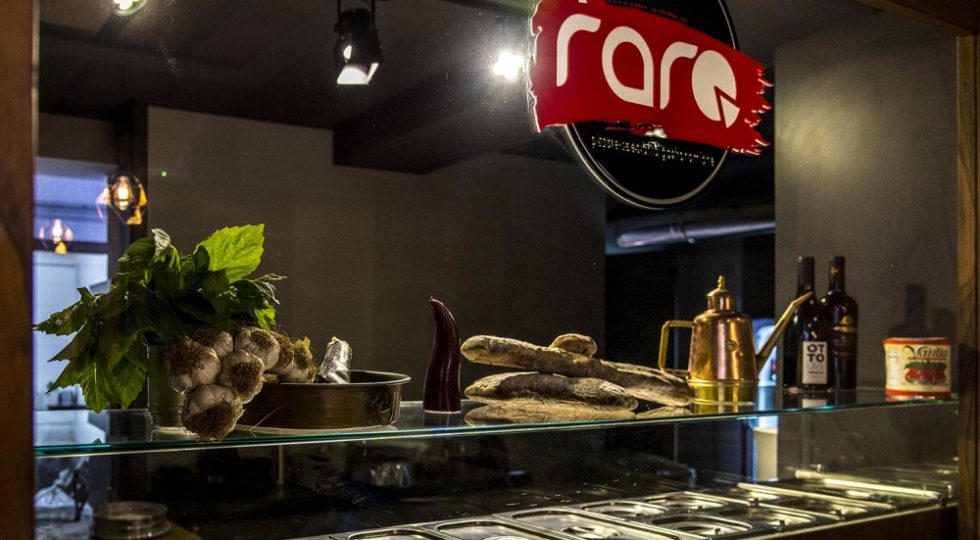 A NAPOLI NASCE “RARO PIZZERIA”, AL VOMERO STORIA E DESIGN SI FONDONO