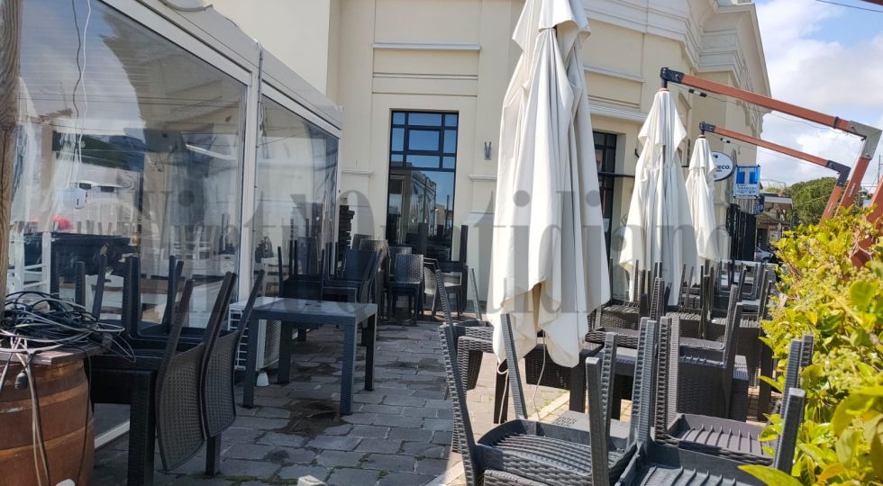RISTORANTI SOLO ALL’APERTO, TRA PESCARA E FRANCAVILLA C’È CHI NON RIAPRE