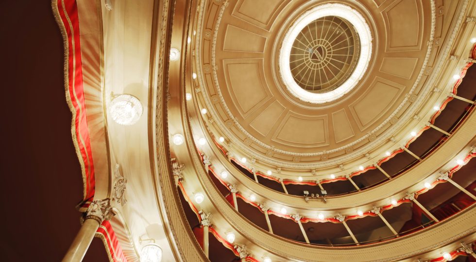 TEATRO, AL CANIGLIA DI SULMONA TORNA UNA GRANDE STAGIONE DI PROSA