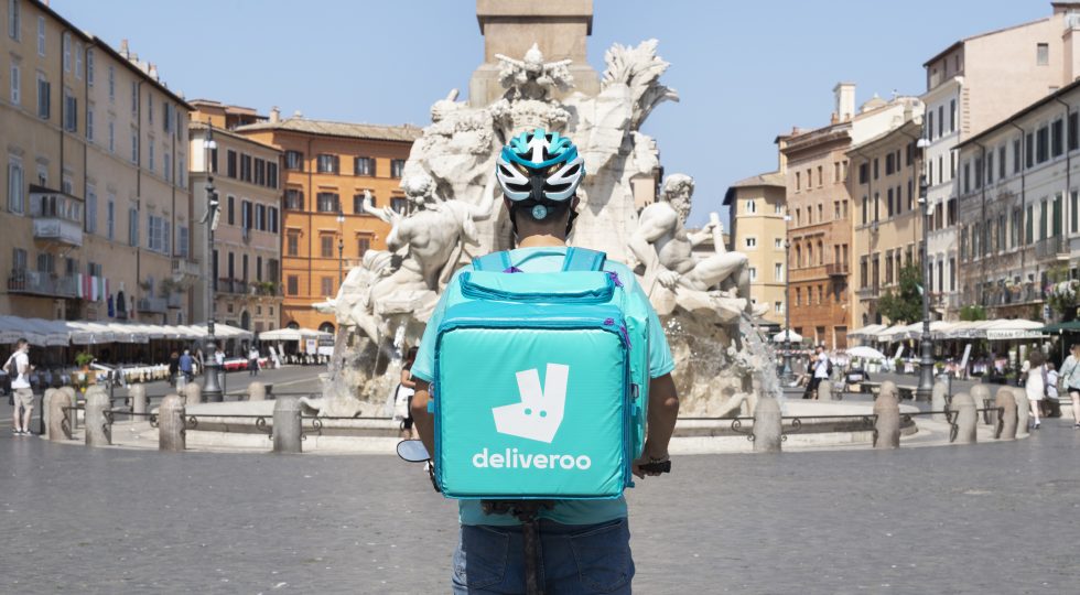 DELIVEROO, ARRIVA A TERAMO LA APP DI FOOD DELIVERY