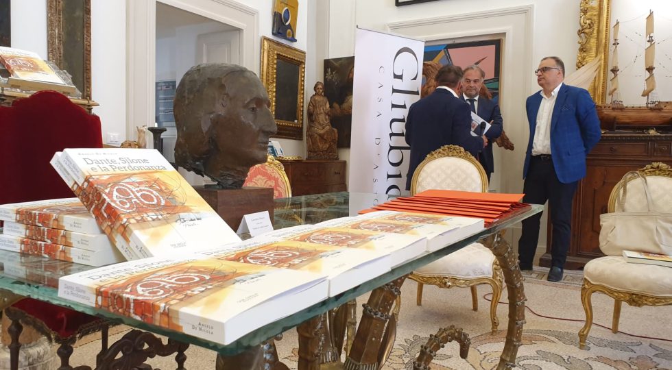“DANTE, SILONE E LA PERDONANZA”, FUORI IL NUOVO LIBRO DI ANGELO DE NICOLA