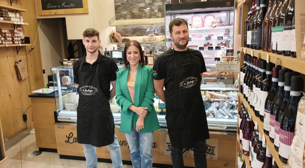 LA BOTTEGA DA MARCELLO FESTEGGIA UN ANNO DAL RITORNO IN PIAZZA DUOMO ALL’AQUILA