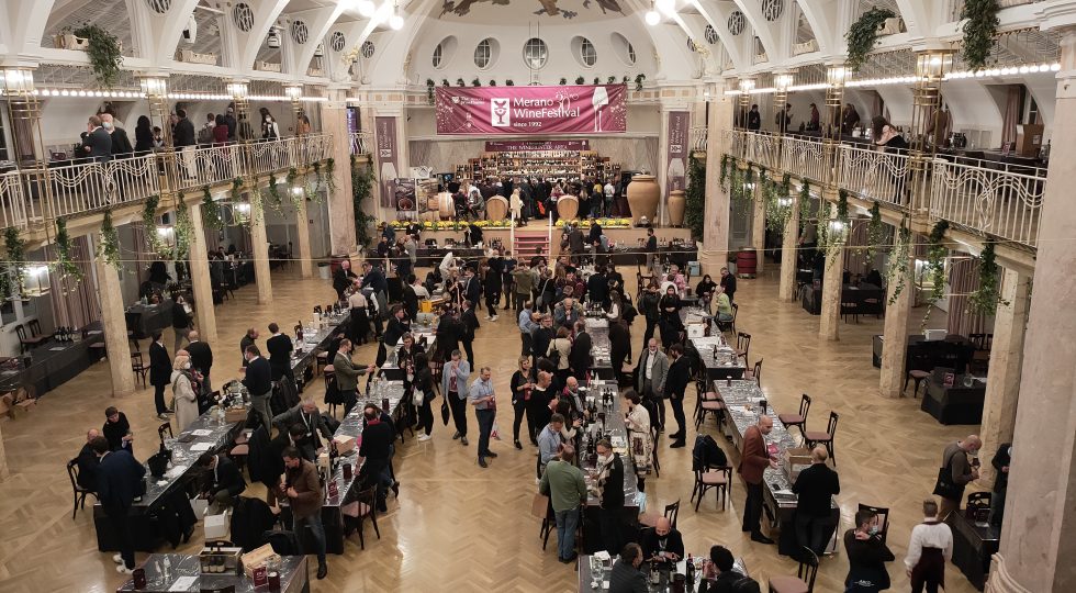 MERANO WINE FESTIVAL, PRODUZIONI E CHEF ABRUZZESI ANIMANO APPUNTAMENTI SULLA SOSTENIBILITÀ