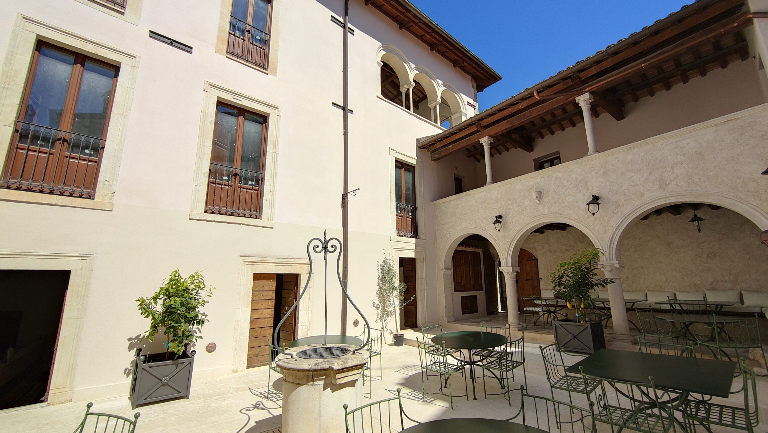 “Racconto del territorio”, al ristorante Rever dell’Aquila tre piatti accompagnati da tre cocktail
