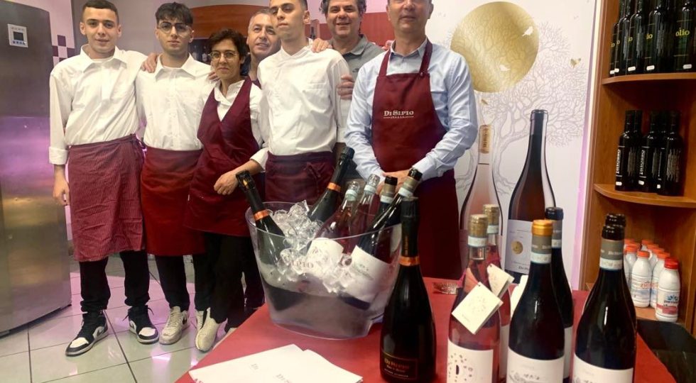 LA SERA DEL VITELLO, A GUARDIAGRELE LA DEGUSTAZIONE CON LE CARNI DELLA MACELLERIA DI ROMANTINO E I VINI DI SIPIO